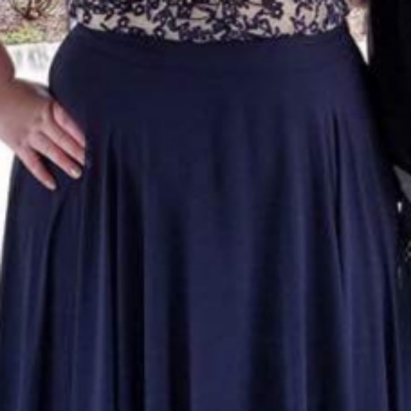 2 piece formal/prom gown - Picture 5 of 6